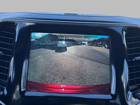 Certified 2021 Jeep Cherokee High Altitude image 24