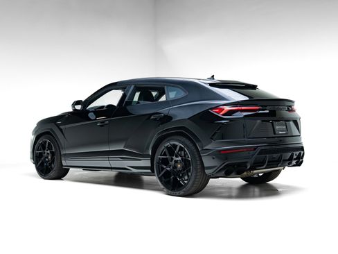 Used 2019 Lamborghini Urus AWD/4WD image 27