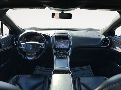 Used 2019 Lincoln Nautilus Select image 10