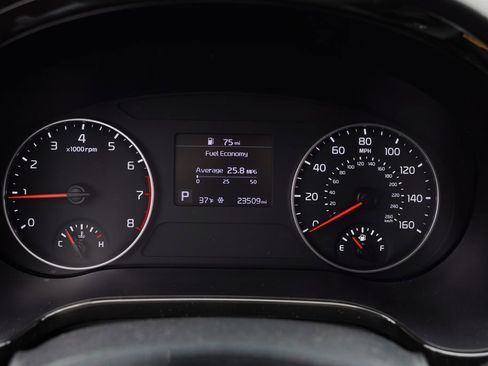 Certified 2023 Kia Seltos S w/ Navigation Package image 31