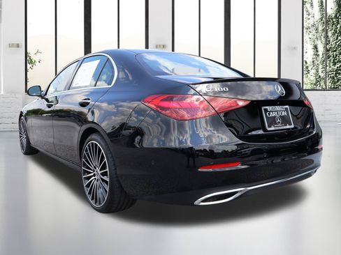 Used 2026 Mercedes-Benz C 300 Sedan image 3