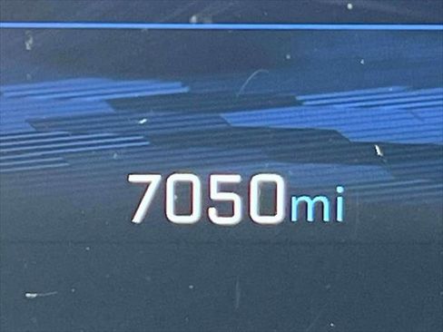 Used 2025 Chevrolet Equinox LT w/ Convenience Package II image 26