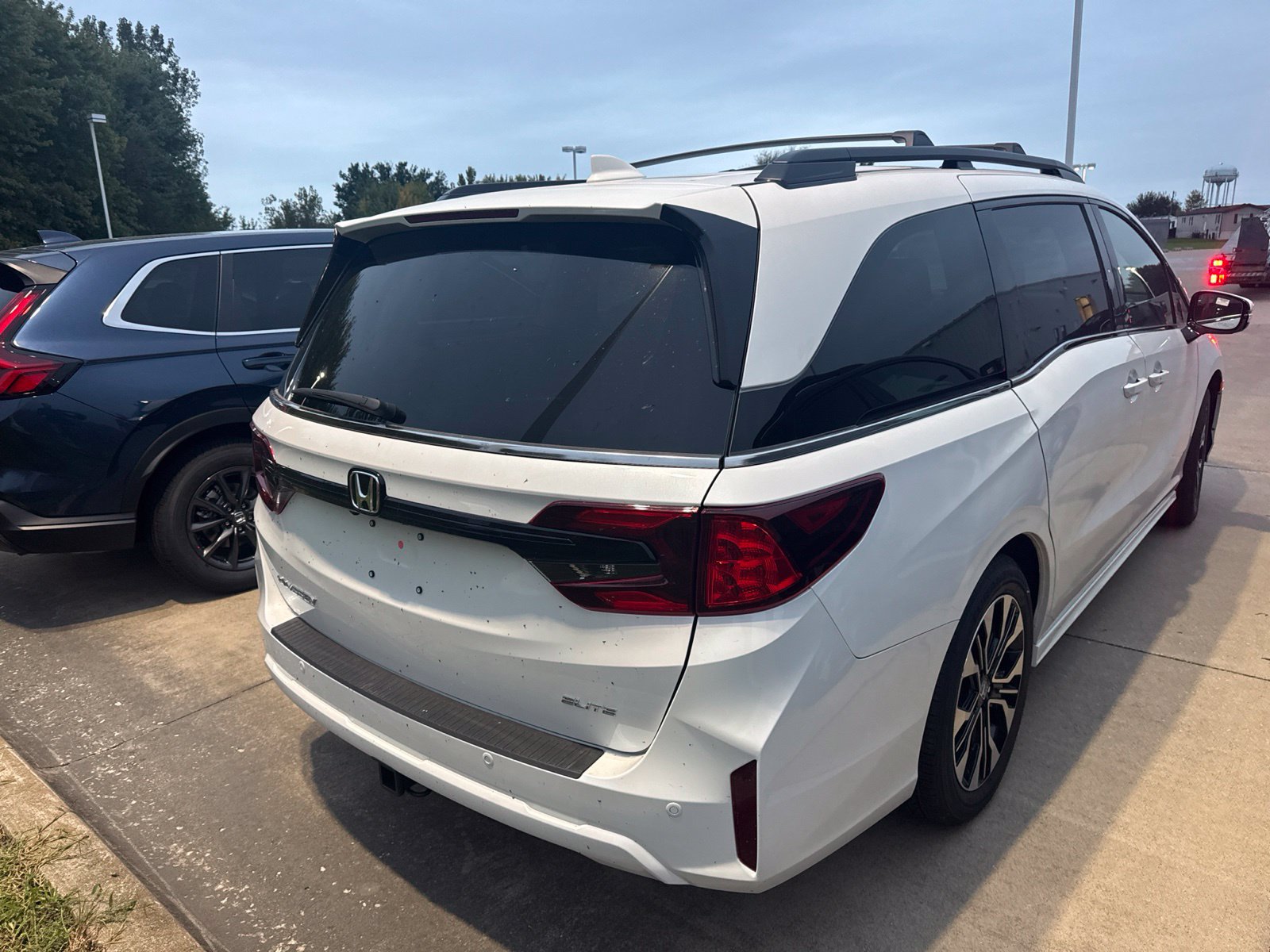 New 2026 Honda Odyssey Elite image 5