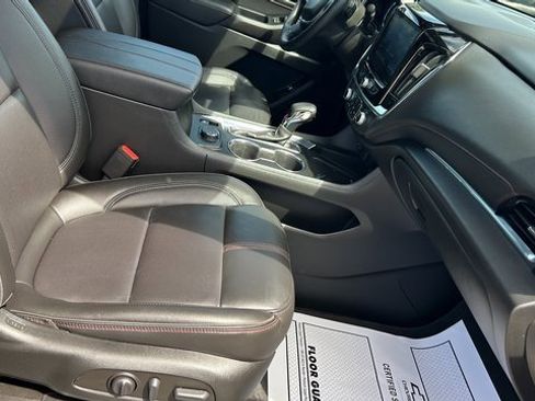Certified 2023 Chevrolet Traverse RS image 49