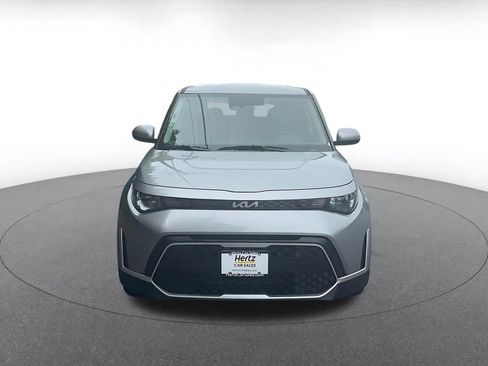 Used 2025 Kia Soul LX w/ LX Technology Package FWD image 3