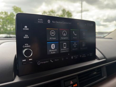 Certified 2023 Honda Pilot Elite image 31