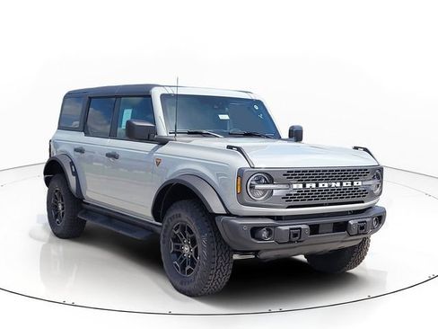 New 2026 Ford Bronco Badlands AWD/4WD image 3