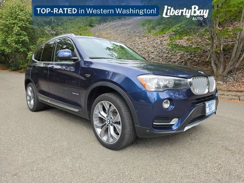 Used 2017 BMW X3 xDrive28i AWD/4WD image 3