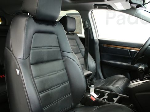 Used 2018 Honda CR-V Touring image 28