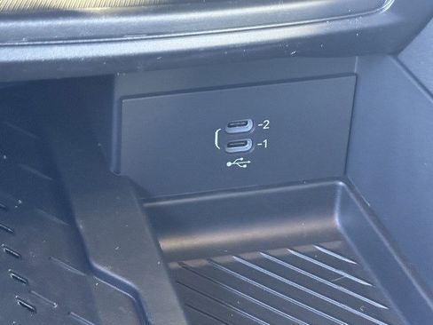 New 2026 Chrysler Pacifica Limited w/ S Appearance Package image 23