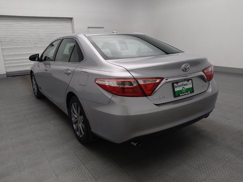 Used 2015 Toyota Camry XLE image 5