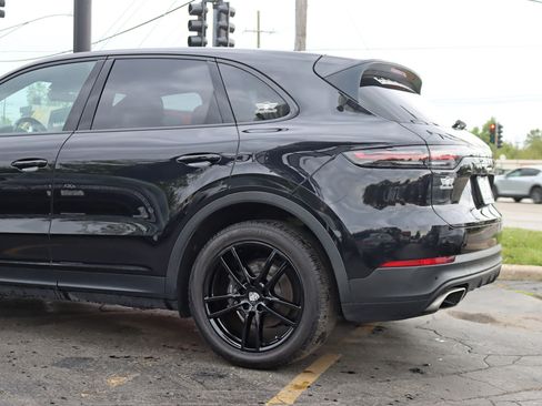 Used 2020 Porsche Cayenne AWD/4WD image 10