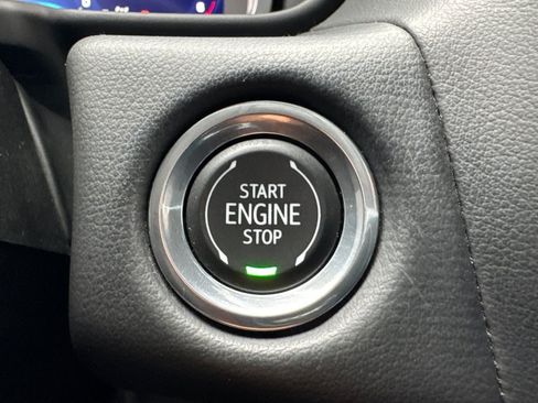 Certified 2023 Chevrolet Suburban Premier image 26