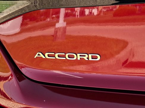 Used 2025 Honda Accord EX-L image 30