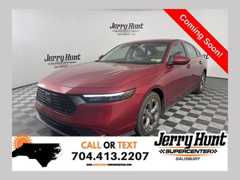 Used 2023 Honda Accord EX image 1