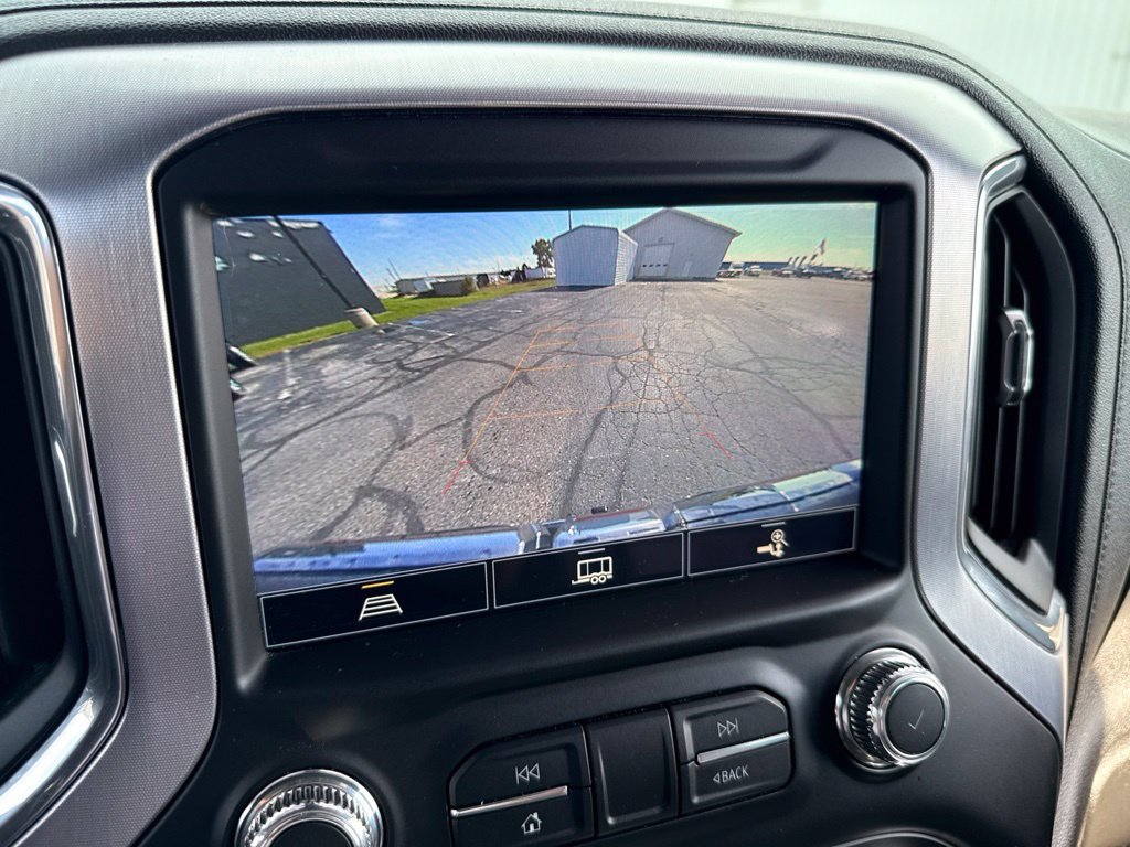 Used 2021 GMC Sierra 1500 SLT w/ SLT Premium Plus Package AWD/4WD image 23