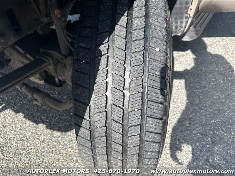 Used 1999 Ford F250 Lariat AWD/4WD image 34