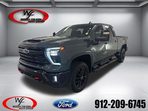 Used 2025 Chevrolet Silverado 2500 LT w/ Trail Boss Package AWD/4WD image 1