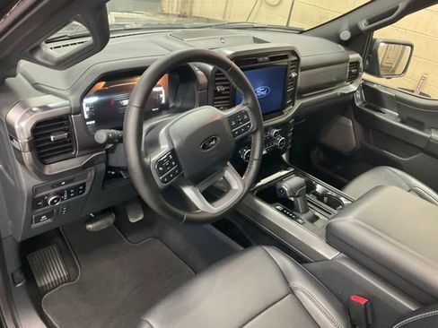 Used 2025 Ford F150 Lariat AWD/4WD image 6