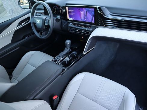 Certified 2025 Toyota Camry XLE image 17