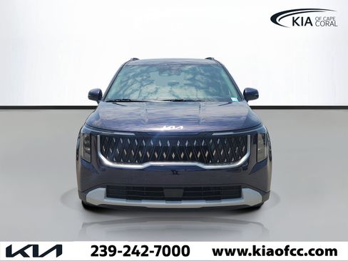 New 2026 Kia Carnival EX FWD image 2