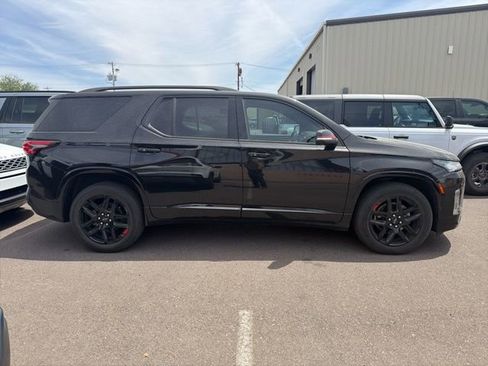 Used 2023 Chevrolet Traverse Premier w/ Redline Edition FWD image 2