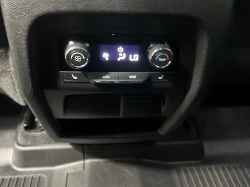 Used 2024 Chevrolet Traverse RS w/ LPO, Floor Liner Package AWD/4WD image 17