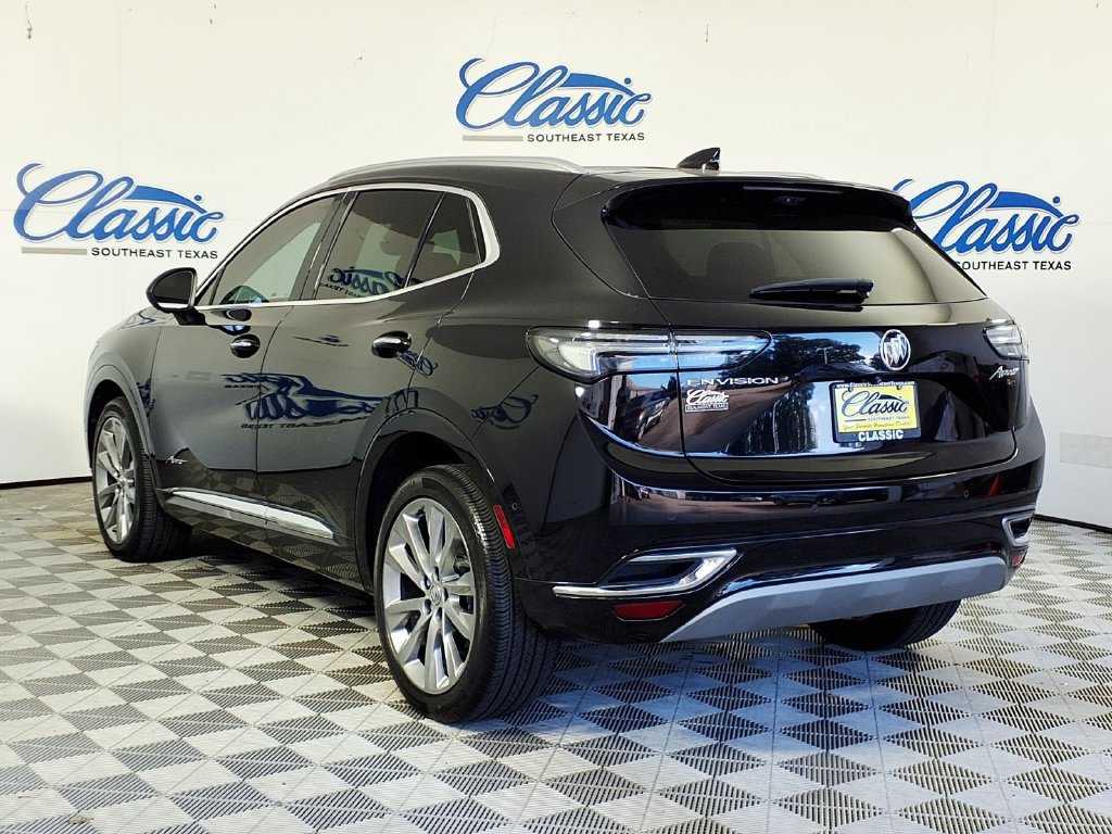 Used 2023 Buick Envision Avenir FWD image 2
