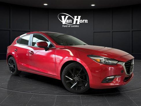 Used 2018 MAZDA MAZDA3 Grand Touring FWD image 1