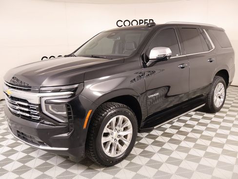 Used 2025 Chevrolet Tahoe Premier w/ Sun And Tow Package AWD/4WD image 10