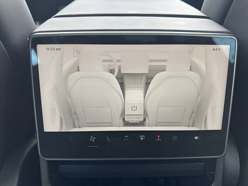 Used 2025 Tesla Model 3 Long Range image 13