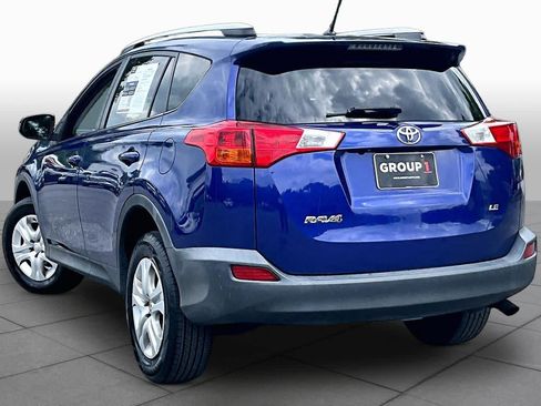 Used 2014 Toyota RAV4 LE FWD image 11