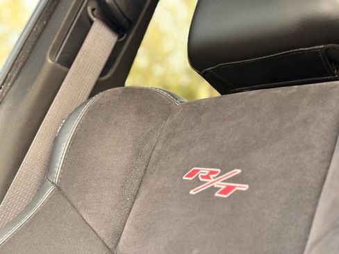 Used 2016 Dodge Charger R/T image 10