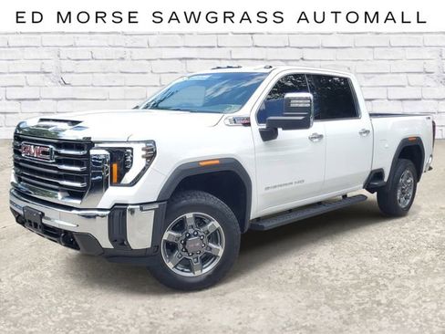 Certified 2025 GMC Sierra 2500 SLT AWD/4WD image 1