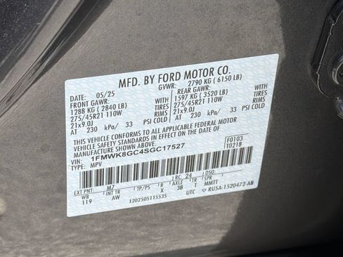 Used 2025 Ford Explorer ST w/ Sun And Sound Package AWD/4WD image 37