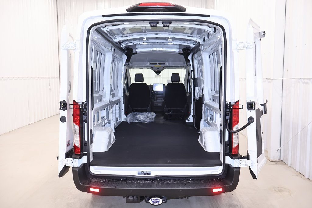 New 2026 Ford Transit 250 148 Medium Roof RWD image 27