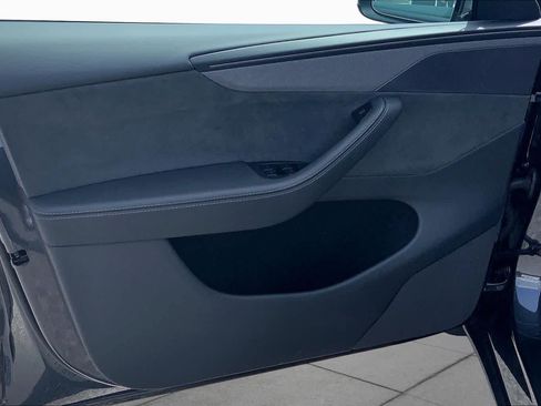 Used 2026 Tesla Model Y 2WD image 20
