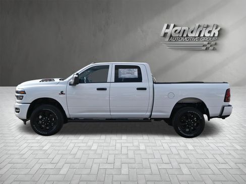 New 2026 RAM 2500 Tradesman AWD/4WD image 7