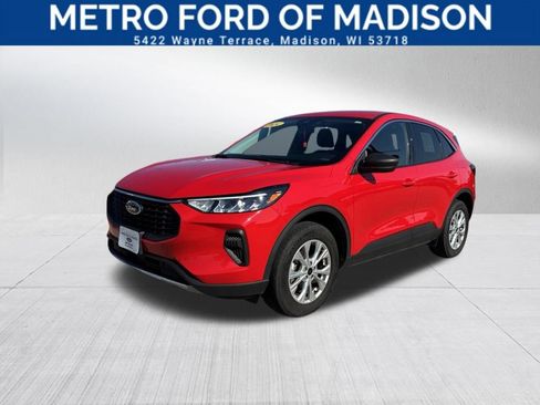 Used 2024 Ford Escape Active AWD/4WD image 1
