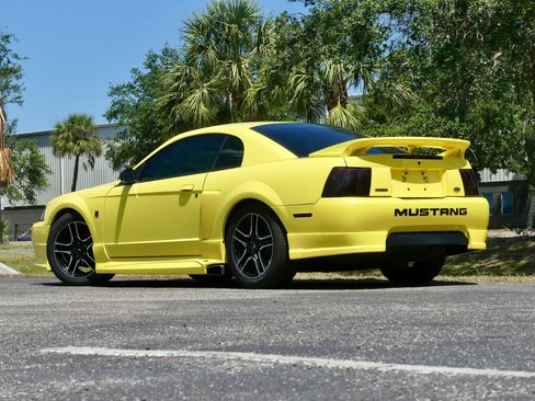 Used 2001 Ford Mustang GT RWD image 68