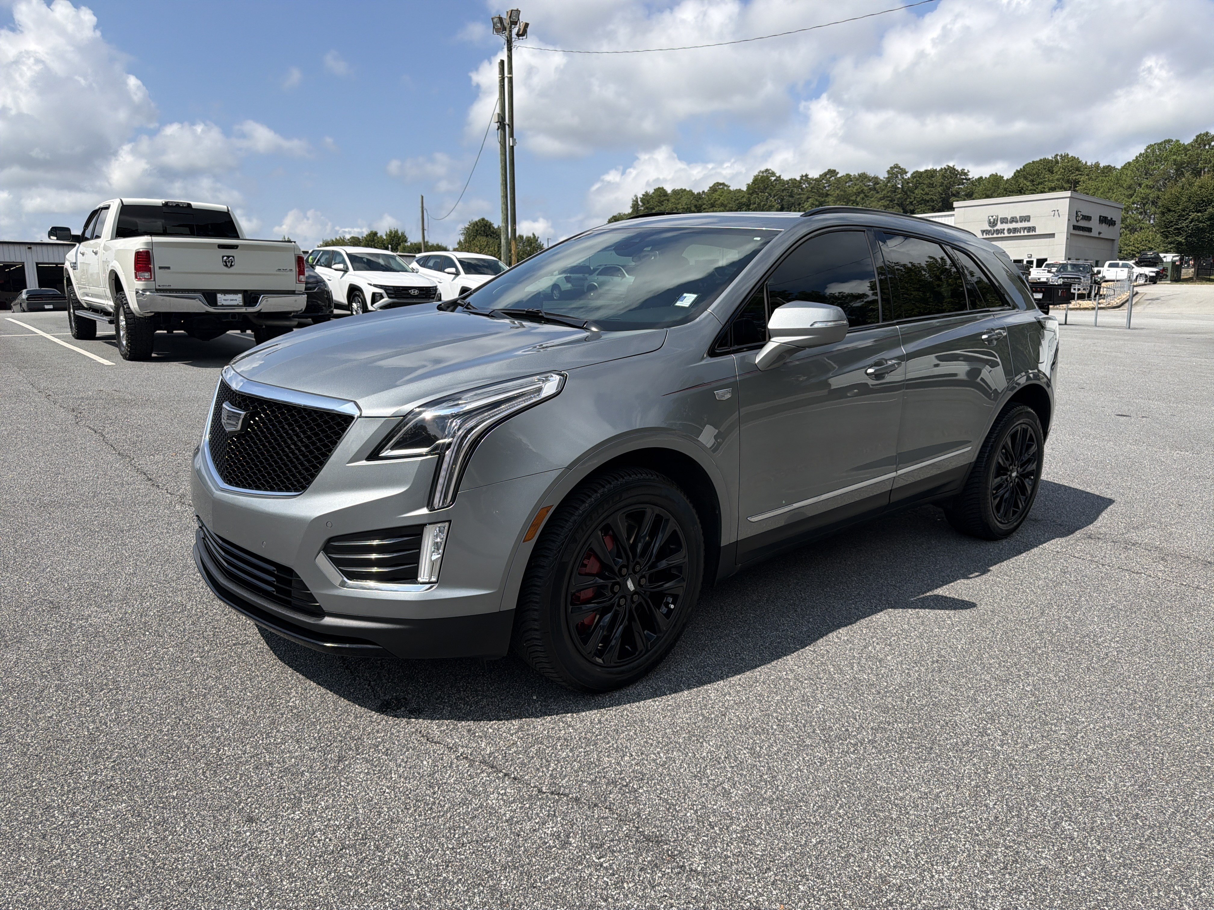 Used 2023 Cadillac XT5 Sportv w/ LPO, Floor Liner Package AWD/4WD image 3