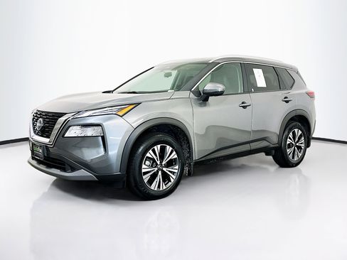 Used 2023 Nissan Rogue SV w/ SV Premium Package image 3