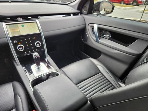 Certified 2023 Land Rover Discovery Sport SE image 14