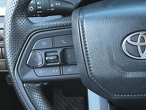New 2025 Toyota Tacoma SR5 image 12