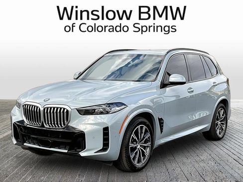 Used 2024 BMW X5 xDrive50e w/ M Sport Package AWD/4WD image 3