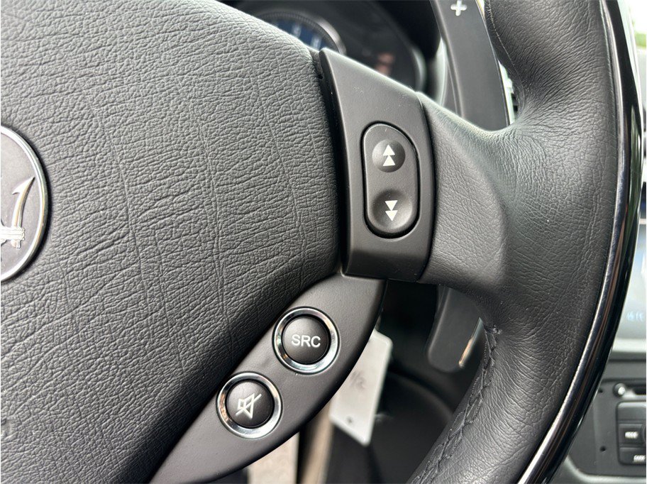 Used 2014 Maserati GranTurismo Sport RWD image 26