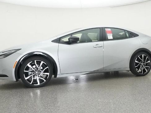 New 2026 Toyota Prius Plug-In Hybrid image 21
