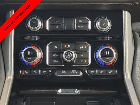 Used 2023 GMC Yukon Denali image 16