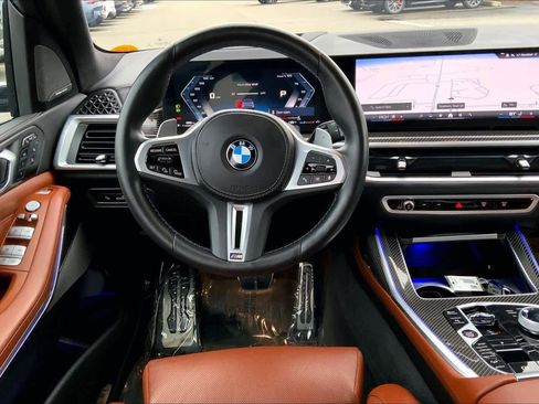Certified 2025 BMW X7 M60i image 5