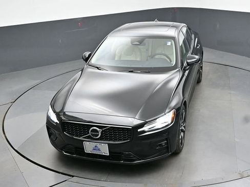 Used 2024 Volvo S60 B5 Plus w/ Climate Package AWD/4WD image 45
